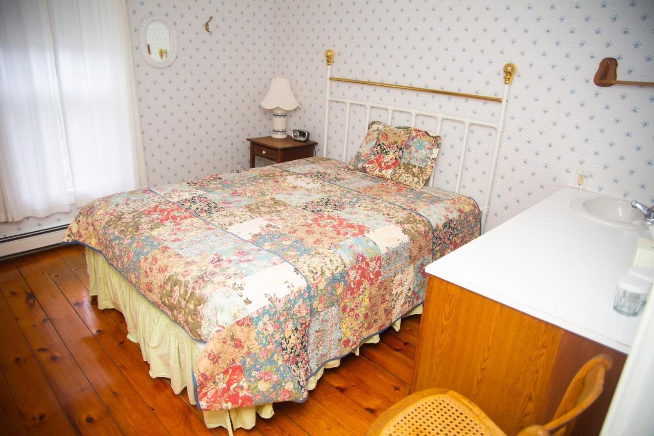 Sylvan Inn Bed & Breakfast Glen Arbor Exterior foto